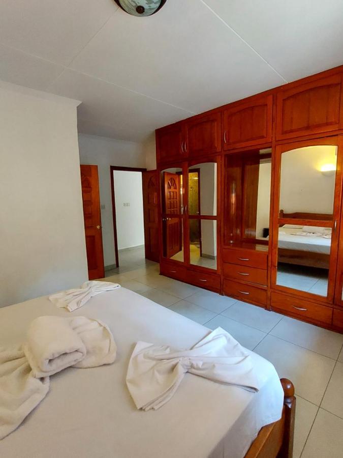 Beau Vallon Villa Self Catering With Pool Екстериор снимка
