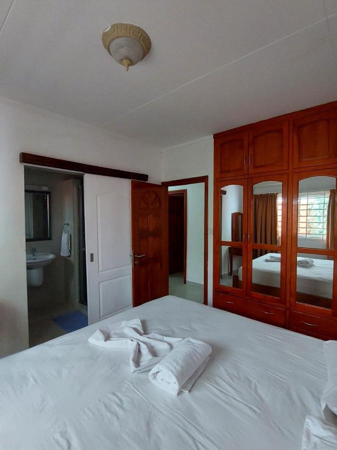 Beau Vallon Villa Self Catering With Pool Екстериор снимка