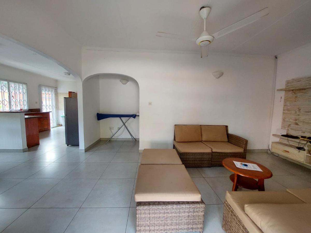 Beau Vallon Villa Self Catering With Pool Екстериор снимка