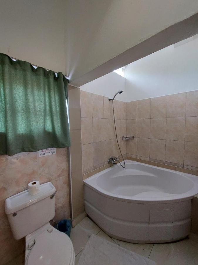 Beau Vallon Villa Self Catering With Pool Екстериор снимка