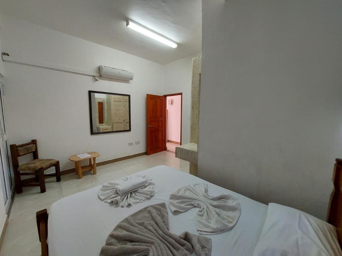 Beau Vallon Villa Self Catering With Pool Екстериор снимка