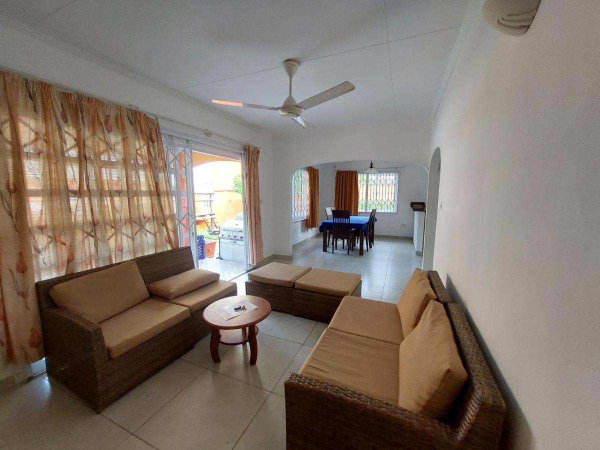 Beau Vallon Villa Self Catering With Pool Екстериор снимка