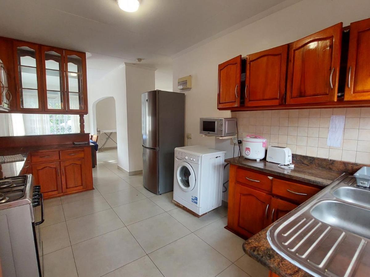 Beau Vallon Villa Self Catering With Pool Екстериор снимка