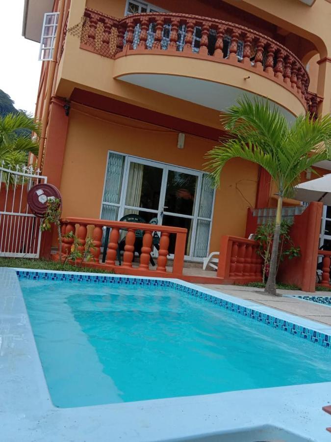 Beau Vallon Villa Self Catering With Pool Екстериор снимка